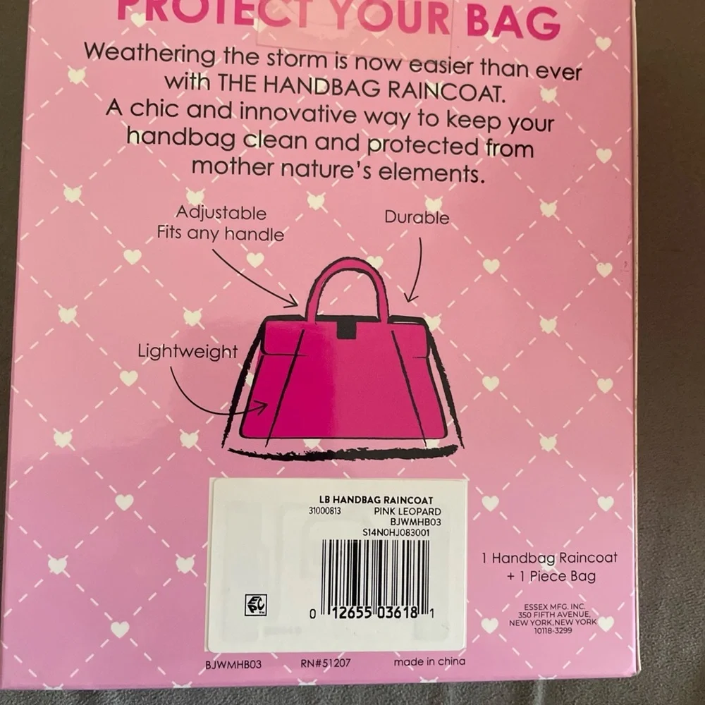 Betsey Johnson Pink Heart Handbag Raincoat - Picture 3 of 3